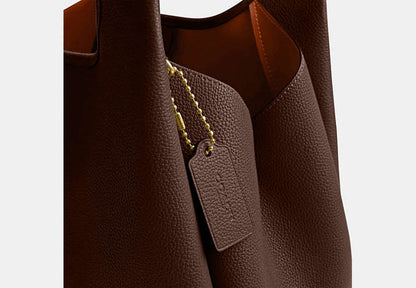 Lana Shoulder Bag