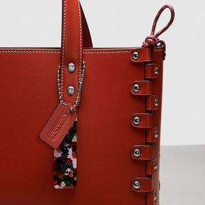Medium Re Laceable Tote In Coachtopia Leather
