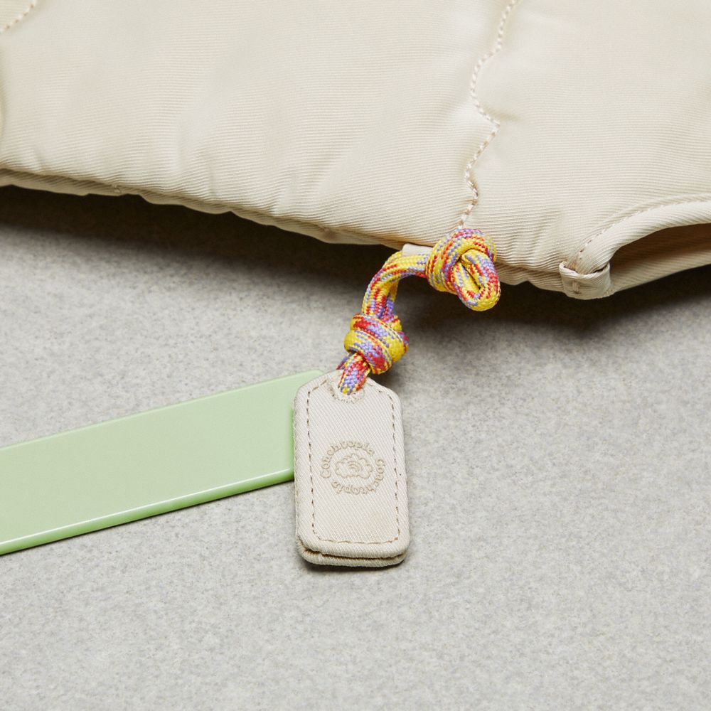 Coachtopia Loop Flat Tote With Cloud Quilting