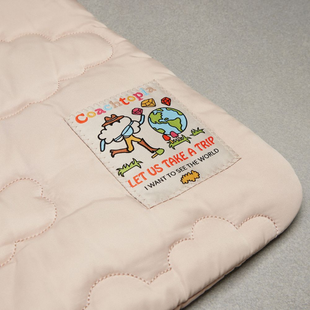 Coachtopia Loop Flat Tote With Cloud Quilting