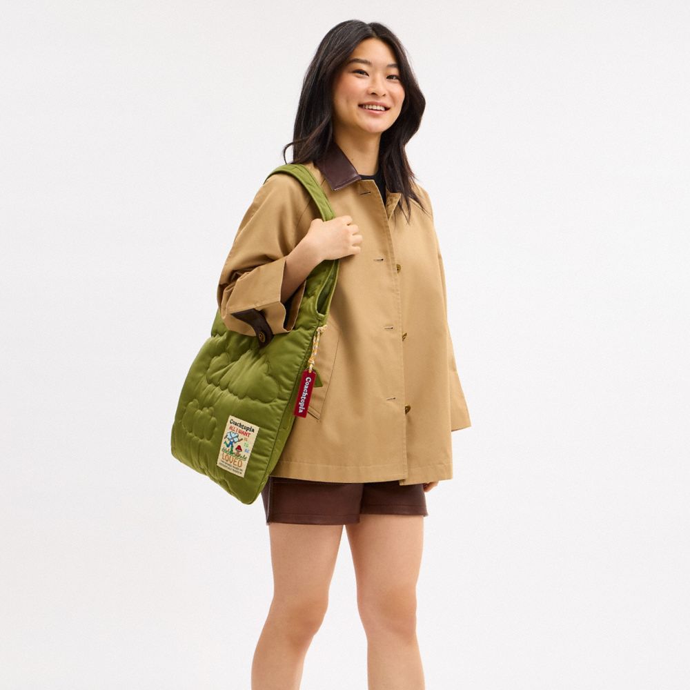 Coachtopia Loop Flat Tote With Cloud Quilting