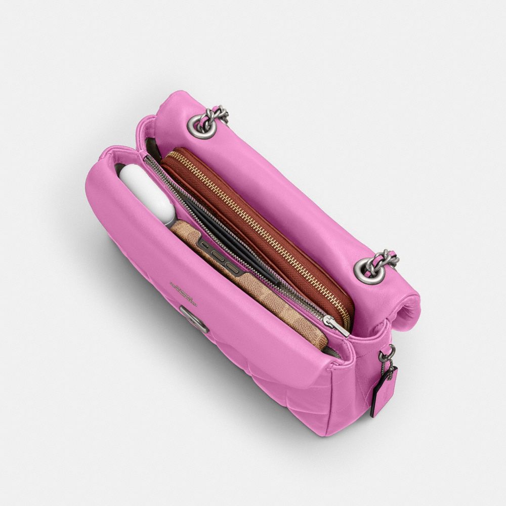 Tabby Shoulder Bag 26 With Pillow Quilting