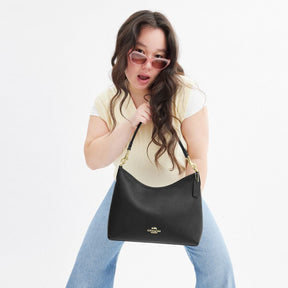 Laurel Shoulder Bag In Signature Leather