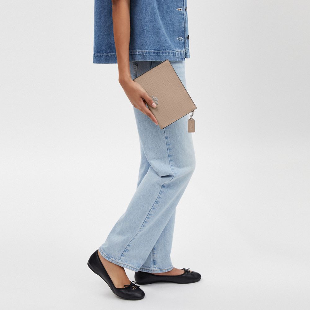 Slim Crossbody