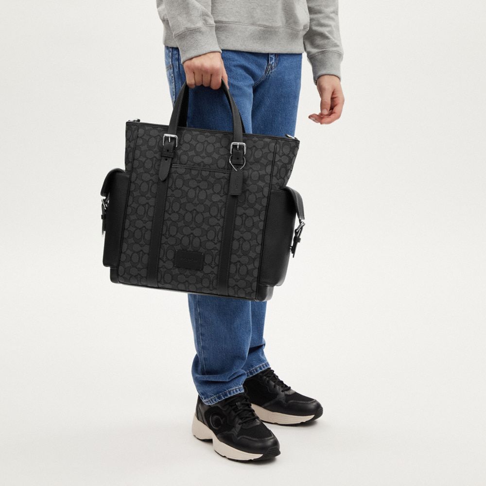 Sprint Tote In Signature Jacquard