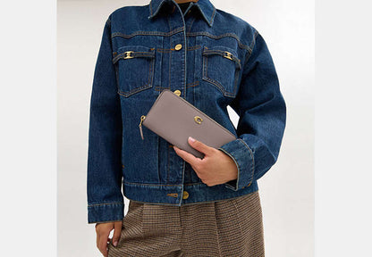 Essential Slim Accordion Zip Wallet