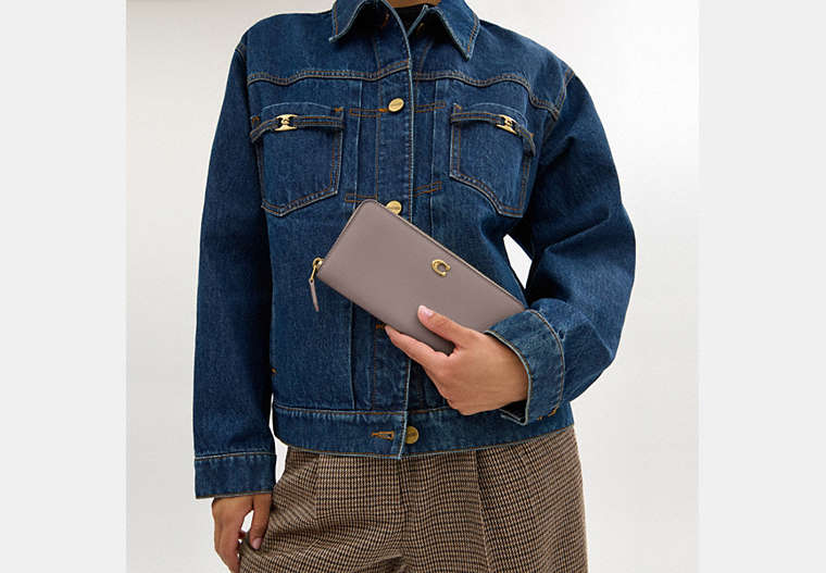 Essential Slim Accordion Zip Wallet