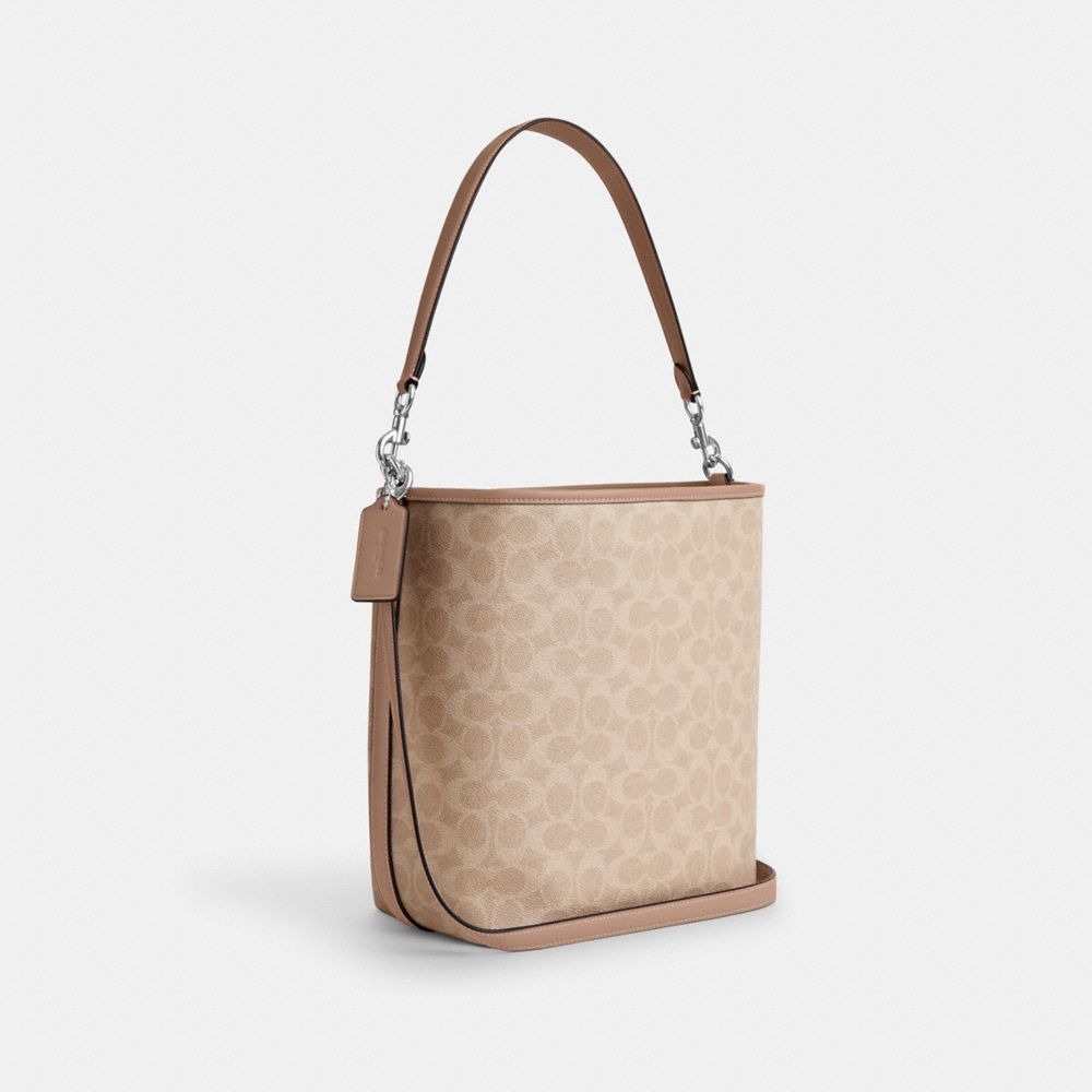 City Large Bucket Bag In Signature Canvas