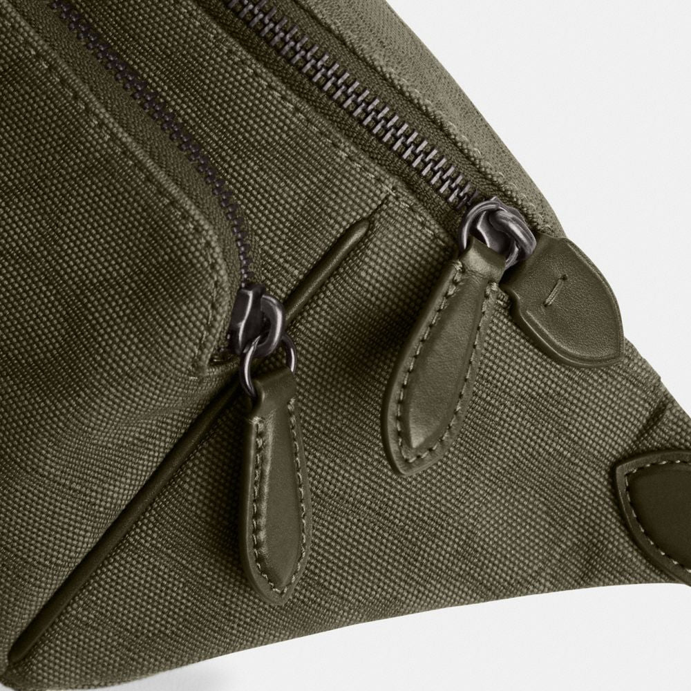 League Belt Bag In Signature Canvas Jacquard