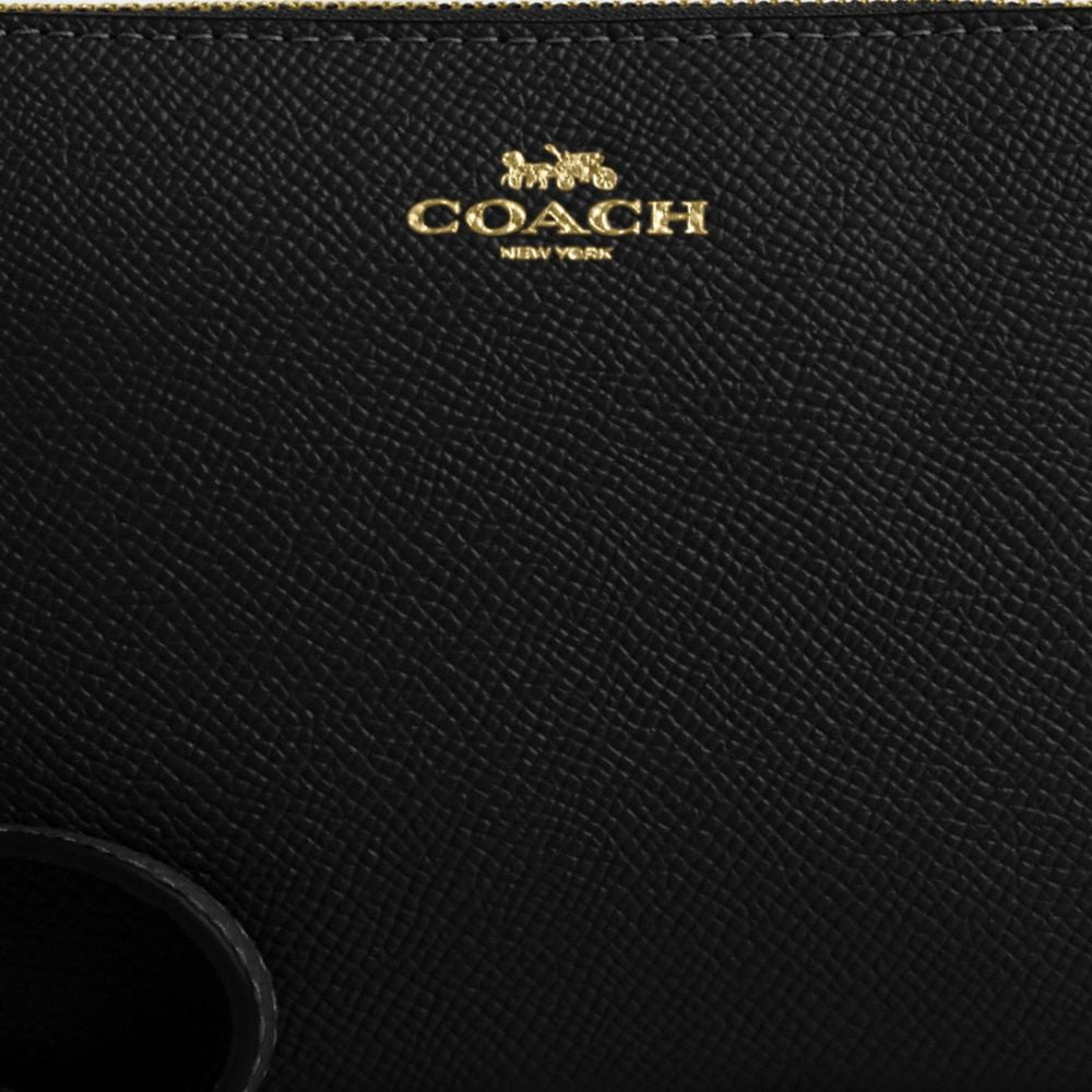 Corner Zip Wristlet