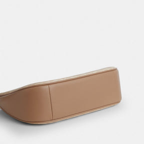 Teri Shoulder Bag In Signature Canvas