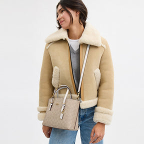 Mollie Tote Bag 25 In Signature Canvas
