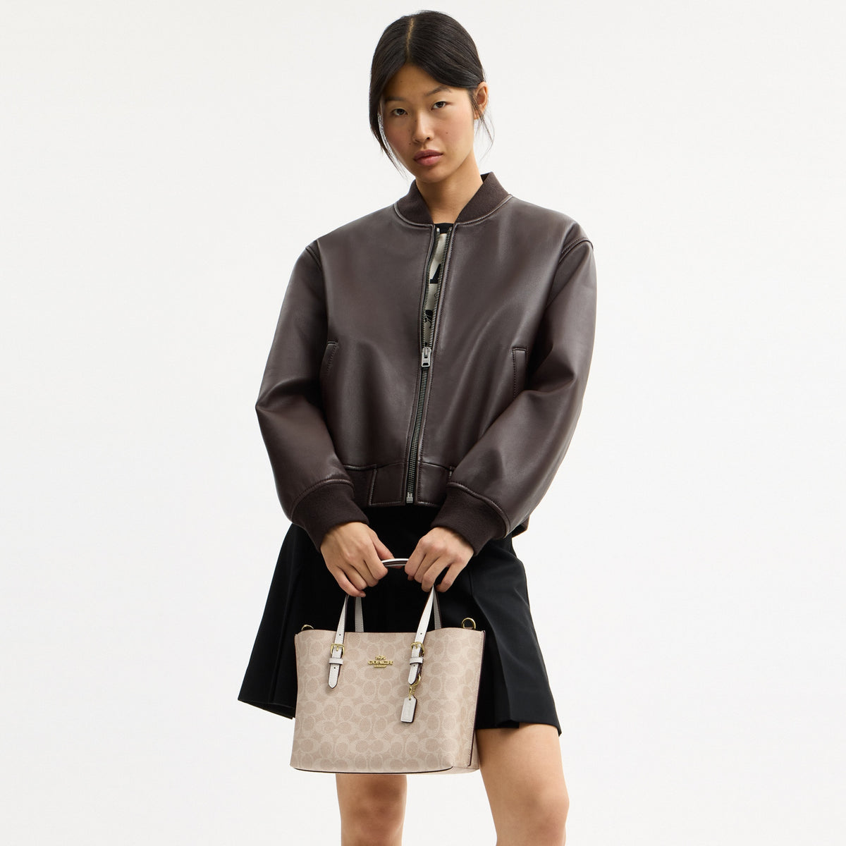 Mollie Tote Bag 25 In Signature Canvas