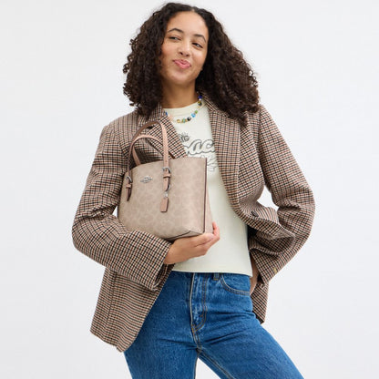 Mollie Tote Bag 25 In Signature Canvas
