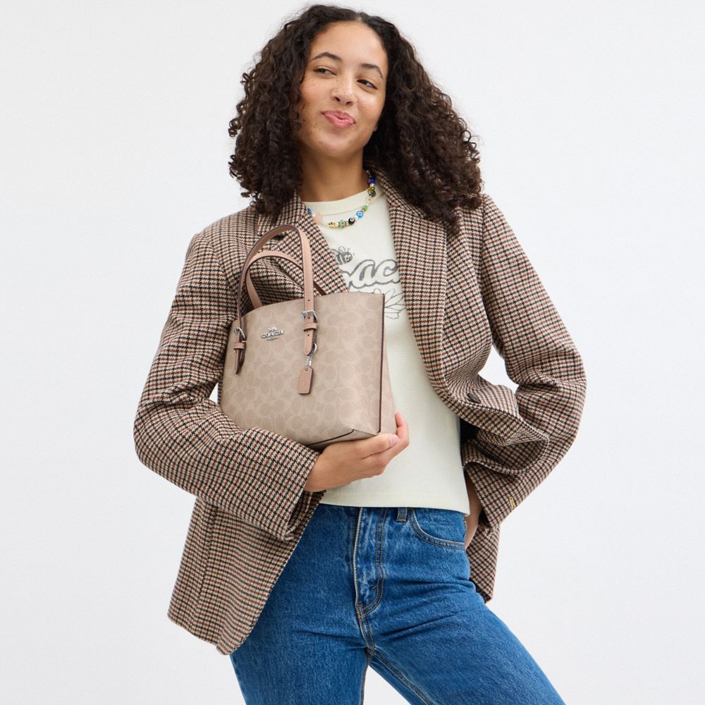 Mollie Tote Bag 25 In Signature Canvas