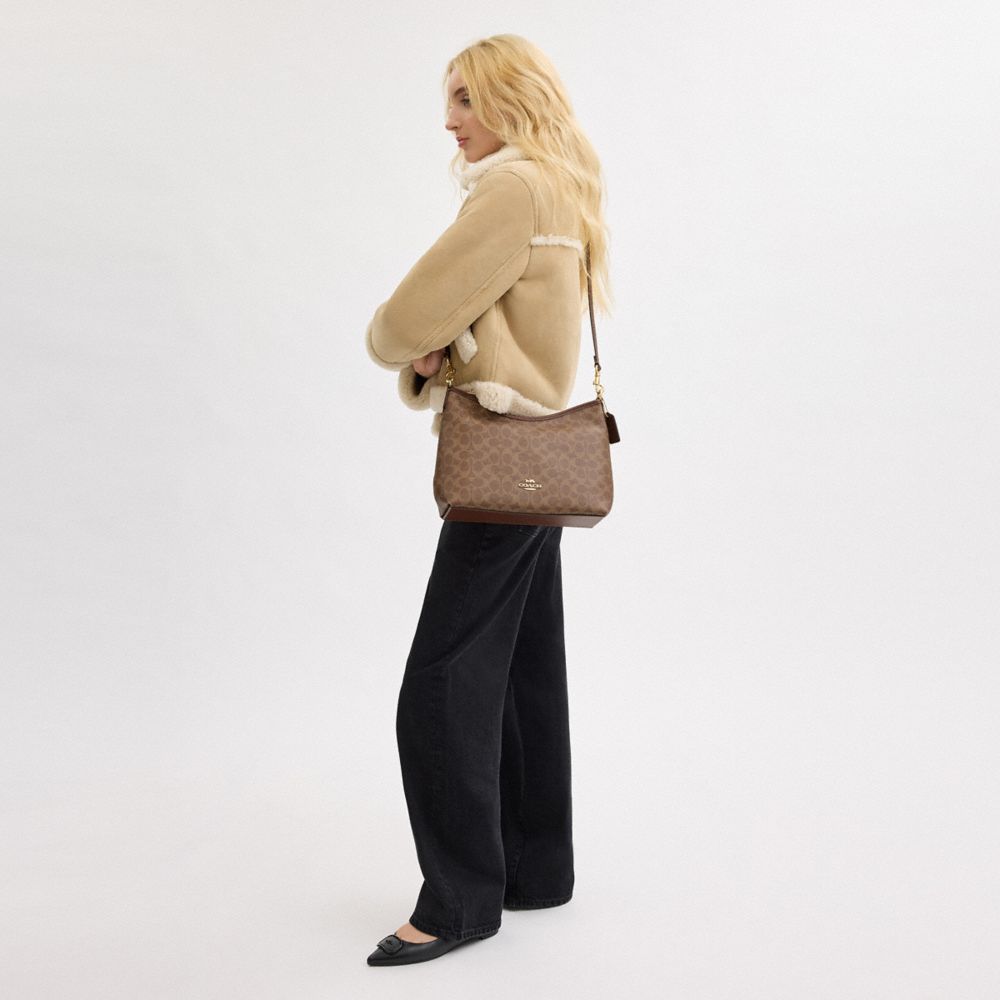 Laurel Shoulder Bag In Signature Canvas