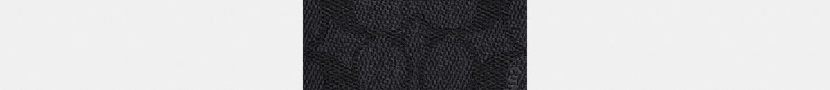 Passport Card Case In Signature Canvas