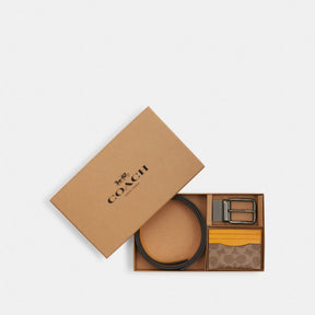 Boxed Card Case And Belt Set In Signature Canvas