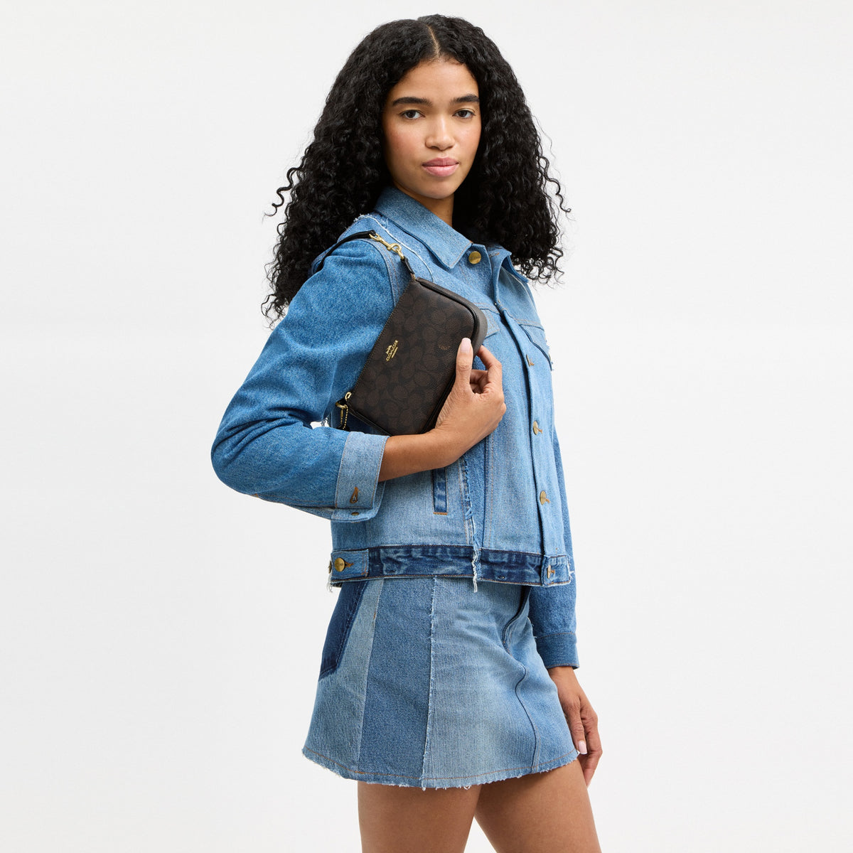 Nolita 19 In Signature Canvas