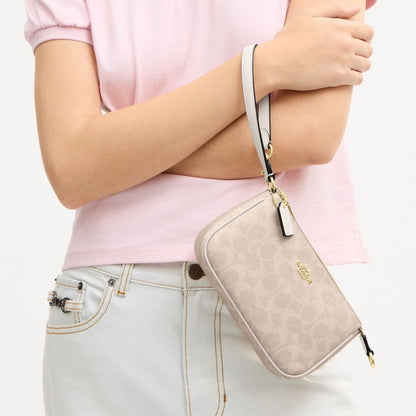 Nolita 19 In Signature Canvas