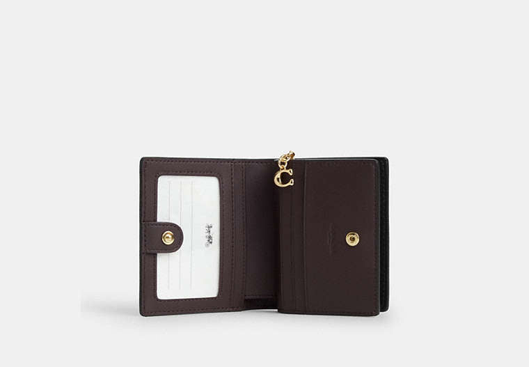 Snap Wallet In Signature Canvas