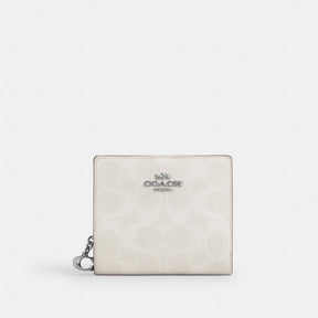 Snap Wallet In Signature Canvas