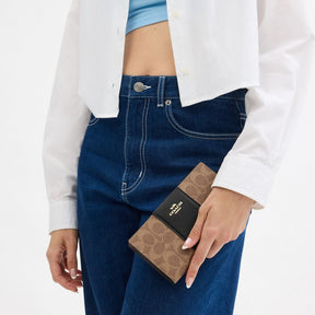 Slim Zip Wallet In Signature Canvas With Stripe