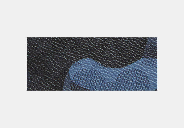 Small Travel Kit In Signature Camo Print