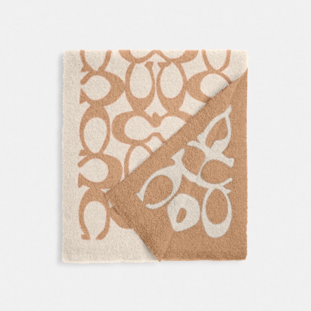 Signature Woven Muffler