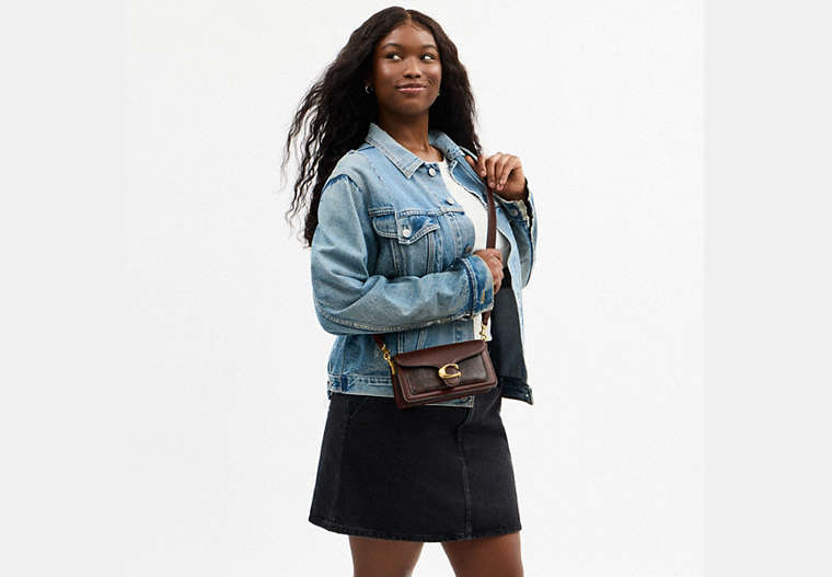 Tabby Shoulder Bag 20 In Signature Canvas