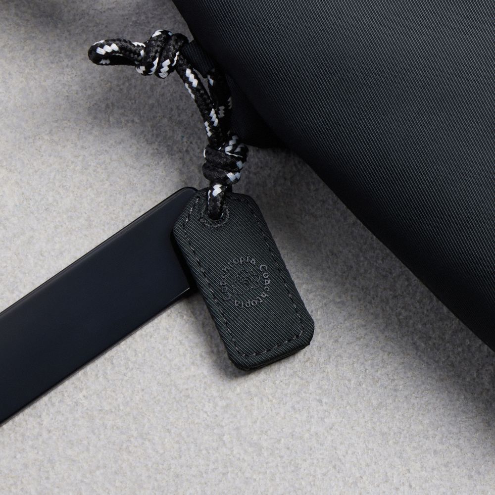 Coachtopia Loop Shoulder Bag With Floral Appliqué