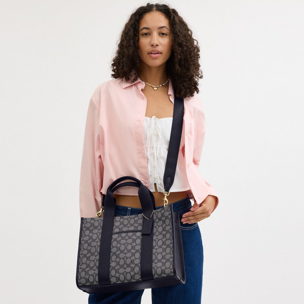 Smith Tote Bag In Signature Jacquard