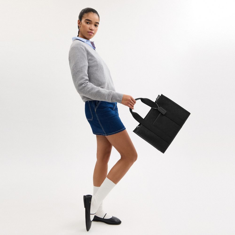 Smith Tote Bag In Signature Jacquard