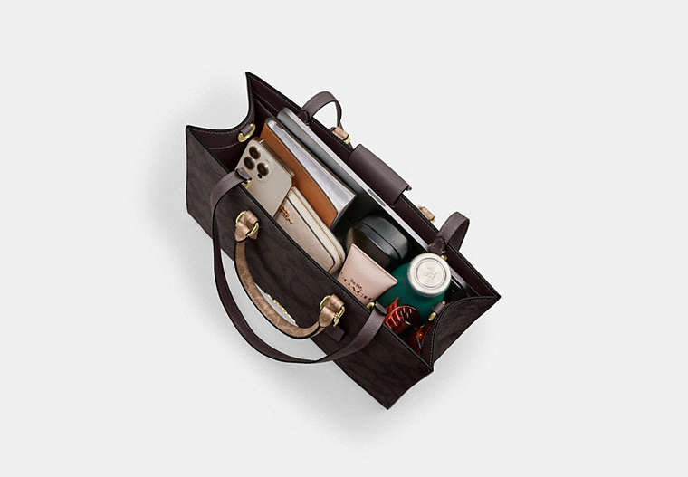 Maggie Tote Bag In Blocked Signature Canvas