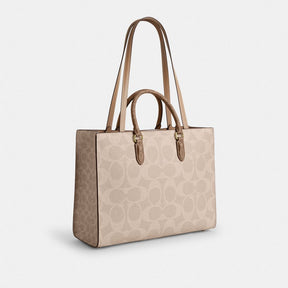 Maggie Tote Bag In Blocked Signature Canvas