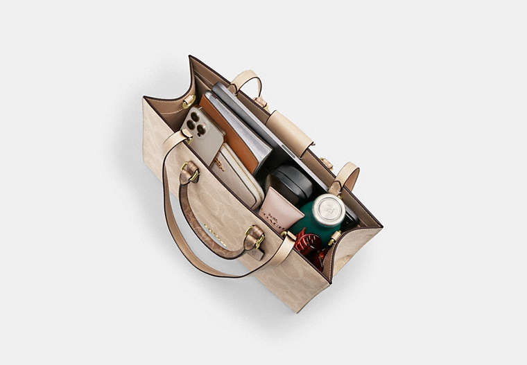 Maggie Tote Bag In Blocked Signature Canvas