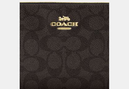 Large Corner Zip Wristlet In Signature Canvas