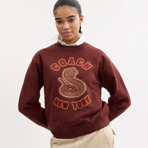 New Year Crewneck Sweatshirt With Snake Graphic