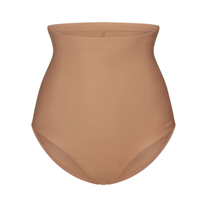 Skims Body Core Sculpt Butt Lifting Brief