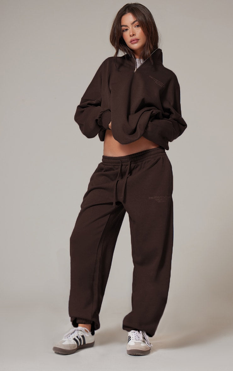 PRETTYLITTLETHING Chocolate Premium Print Cuffed Joggers