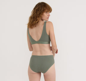 Core Rib Plunge Bralette