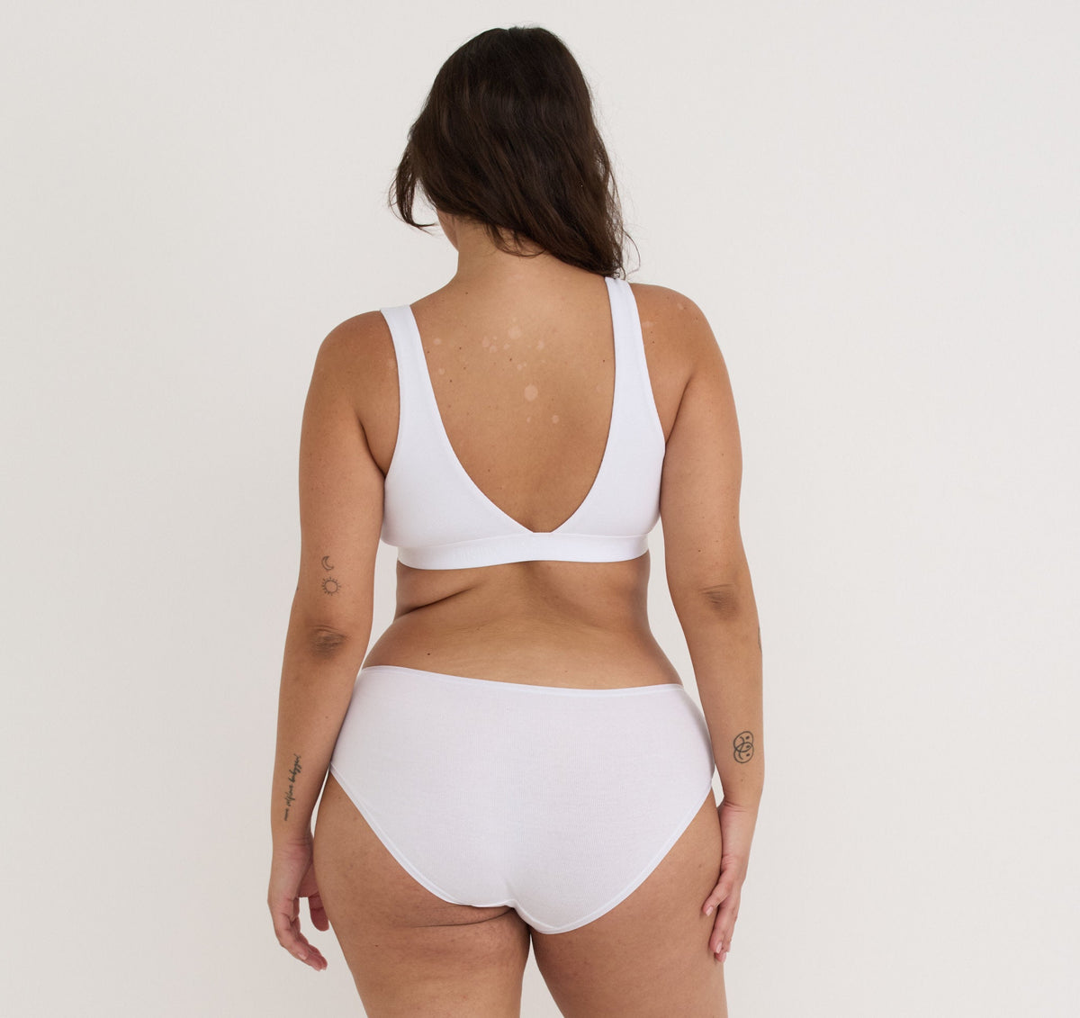 Core Rib Plunge Bralette