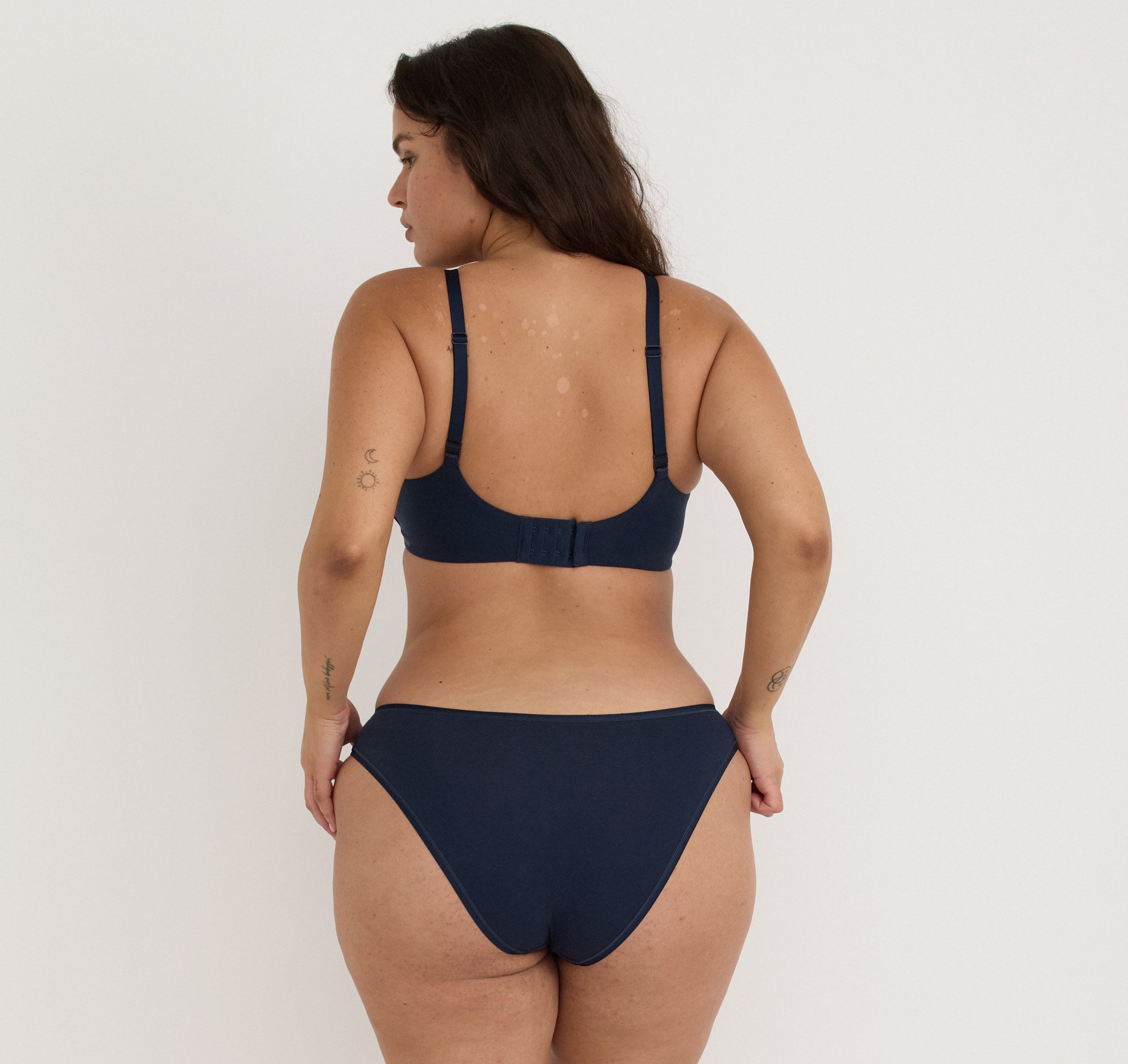 Core Wireless Plunge Bra