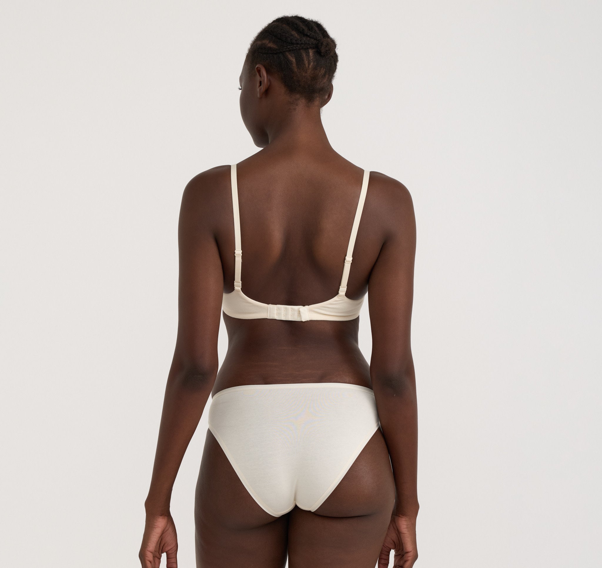 Core Wireless Plunge Bra