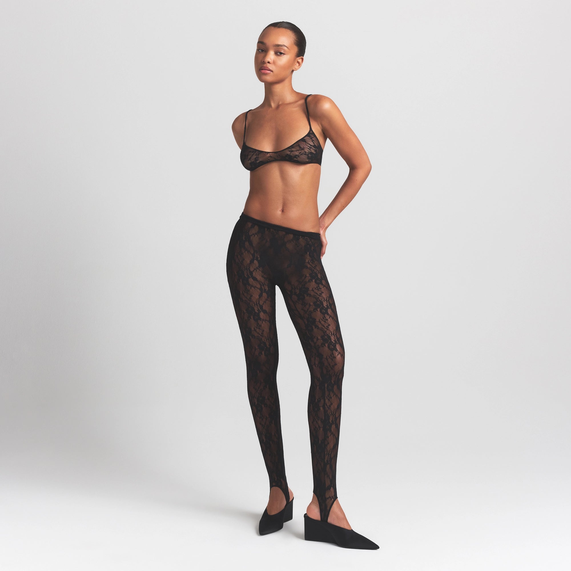 Stretch Lace Stirrup Legging