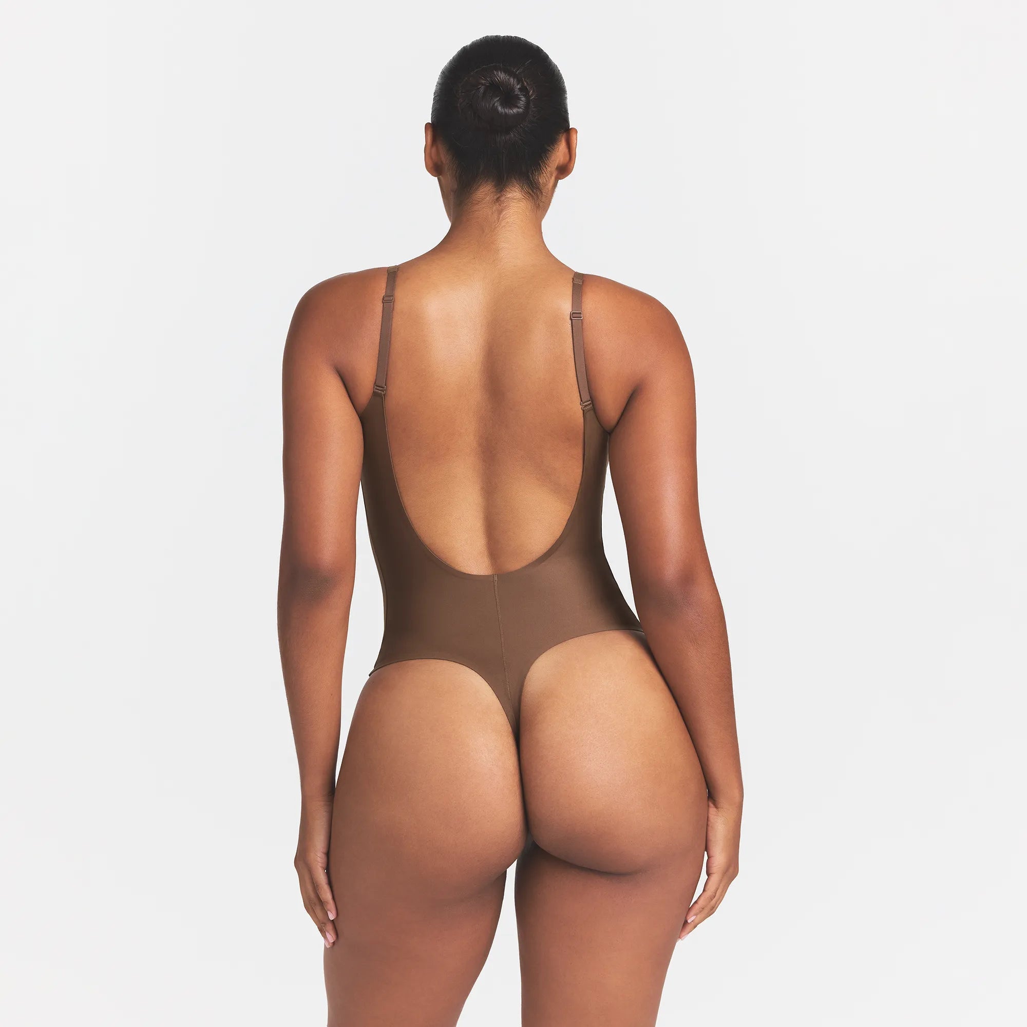 Skims Body Scoop Low Back Thong Bodysuit