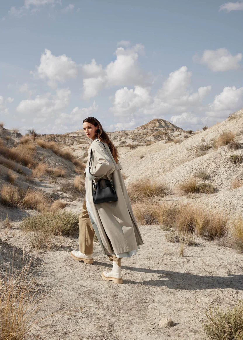 Numéro Neuf Mini Edition Textured Black