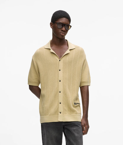 Short-sleeved knit polo shirt