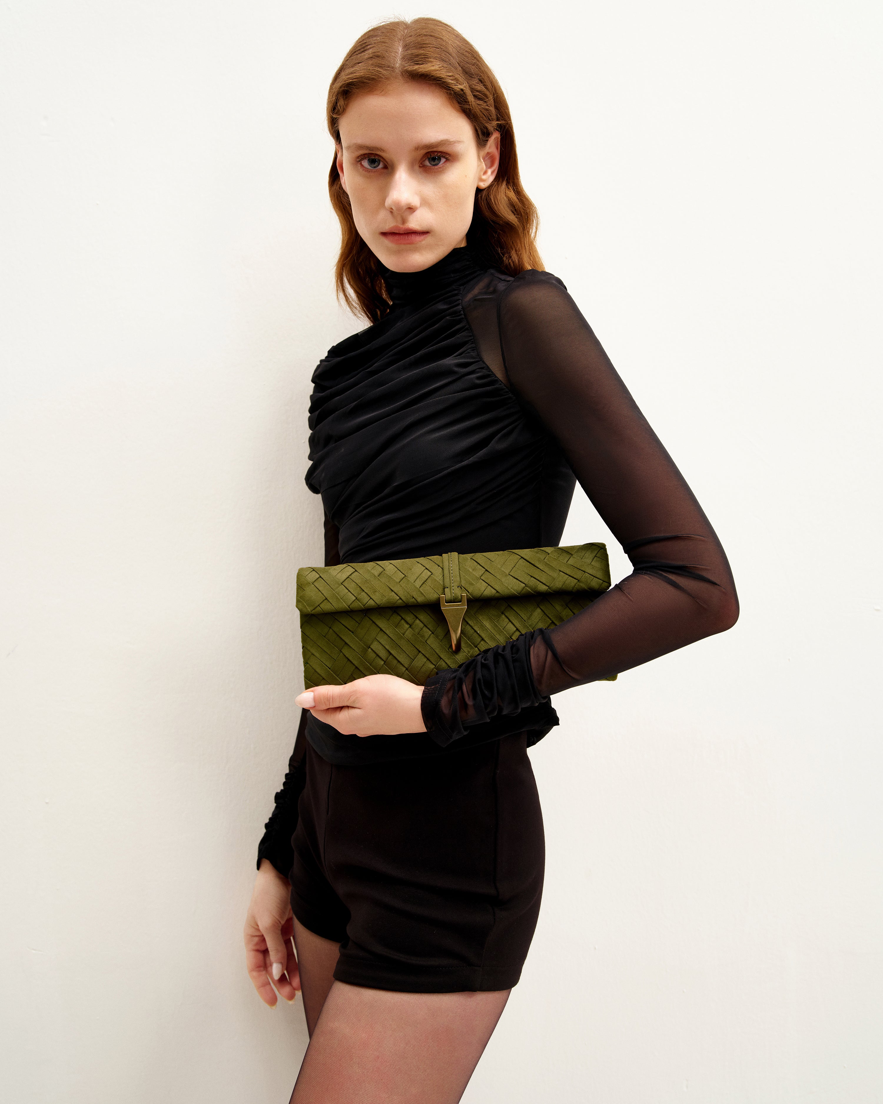 Zaria Woven Clutch - Brown