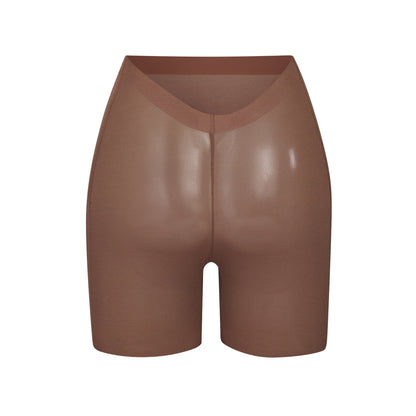 Sheer Sculpt Low Back Short